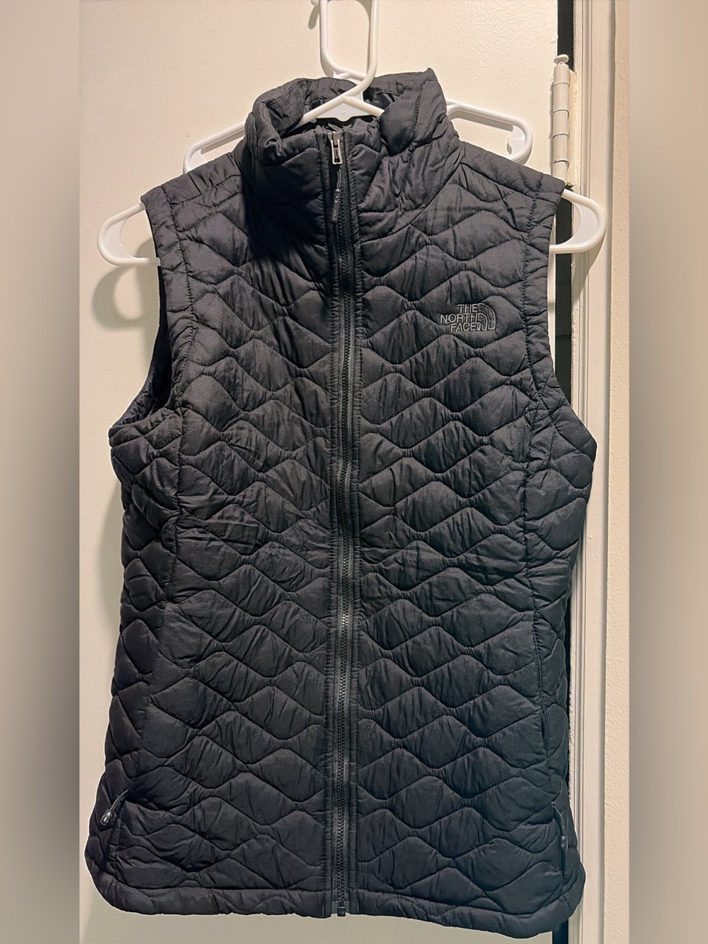 The North Face Women's Thermoball Vest Black Small